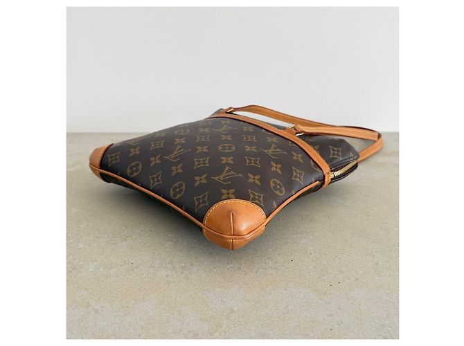 Borsa a tracolla Louis Vuitton Monogram Coussin - vista 9