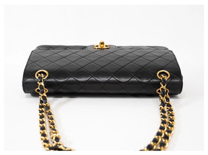 Chanel Vintage Classic Double Flap Quilted Lambskin Medium - vista 3
