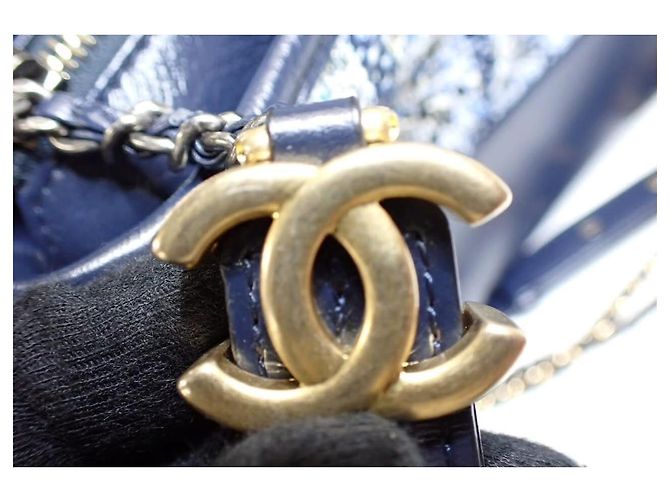 Borsa Chanel Gabrielle in tweed blu e pelle blu - vista 9