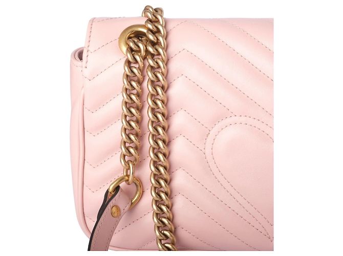 Gucci GG Marmont Medium Schultertasche aus matelassiertem Leder in Perfect Pink - Ansicht 6