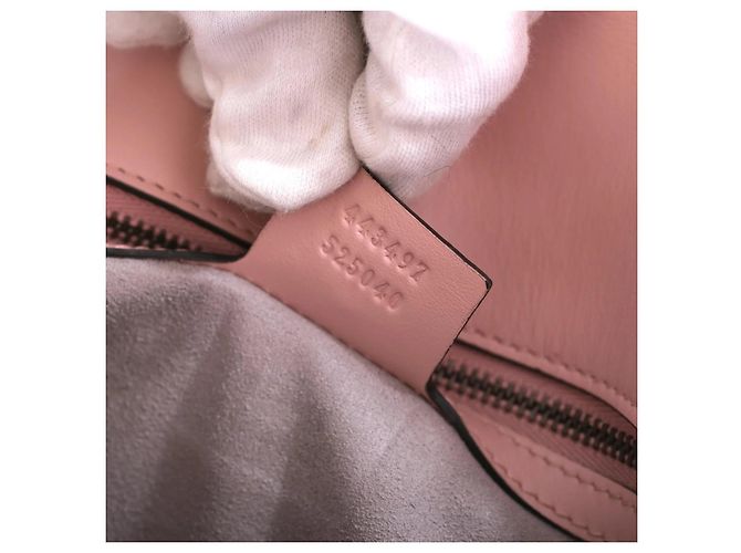 Gucci GG Marmont Medium Schultertasche aus matelassiertem Leder in Perfect Pink - Ansicht 8