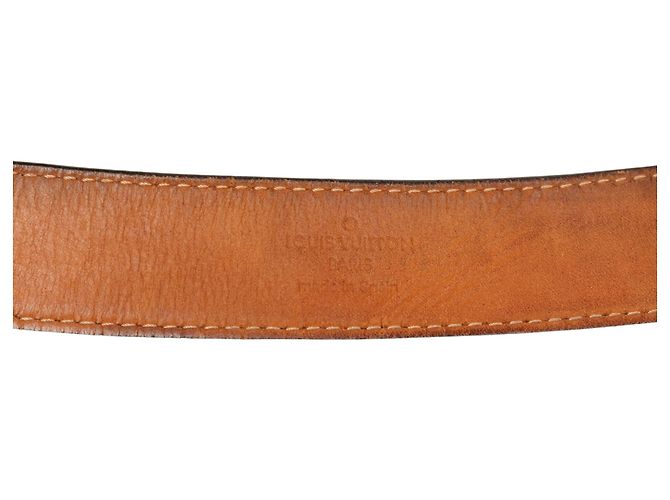 Louis Vuitton Epi LV Initiales Gürtel Schwarz - Ansicht 8