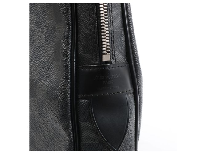 Louis Vuitton Porte Document Voyages Damier Graphite Handbag in Black N41125 - vista 10