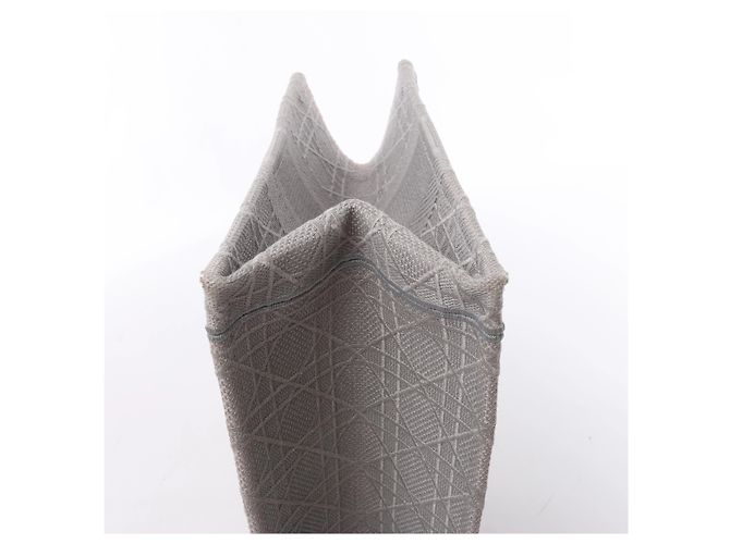 Borsa a tracolla Christian Dior Book Tote Medium Cannage Canvas in Gray - vista 10