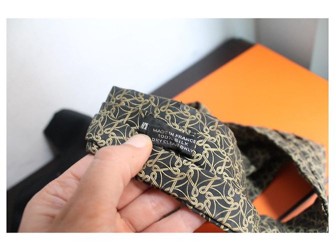 Hermès Seidentuch Gold Gliedermuster Schwarz - Ansicht 6
