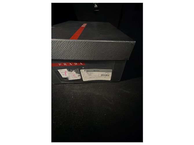 Prada Lackleder- Pumps in Schwarz mit Schleife - Ansicht 3
