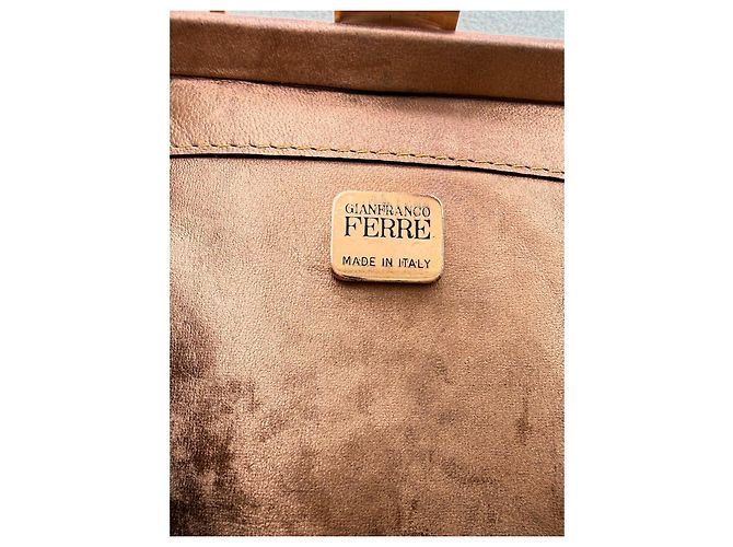 Gianfranco Ferré Pochette in Pelle Bronzo - vista 13