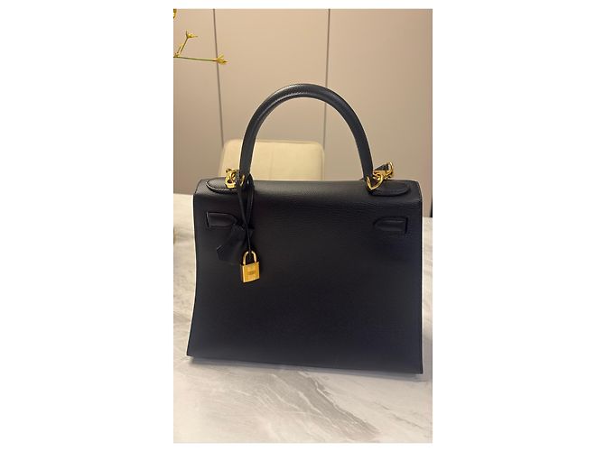 Hermès Kelly 28 Sellier Pelle Epsom Nera - vista 3