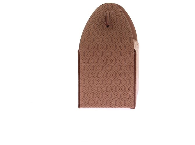 Yves Saint Laurent borsa box "TAKE-AWAY" in pelle goffrata - vista 4