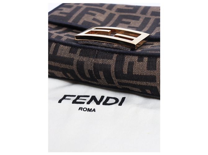 Fendi Mini borsa baguette in jacquard FF marrone - vista 9