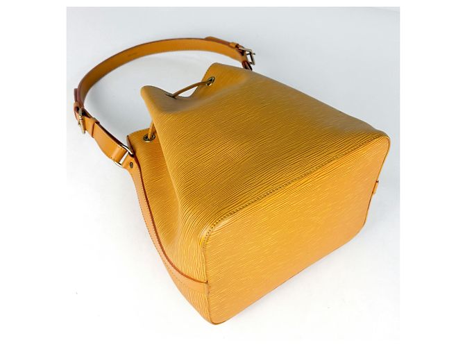 Noe Borsa a spalla Louis Vuitton Petit Noé - vista 2