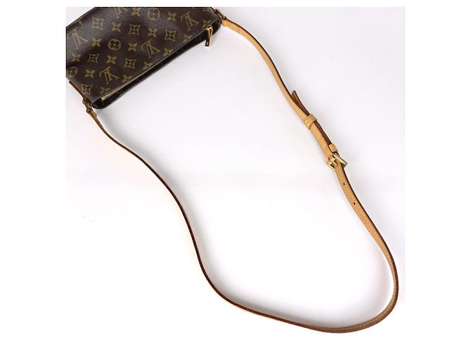 Borsa a tracolla Louis Vuitton Trotteur Pochette - vista 6