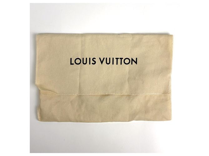 Borsa a tracolla portafoglio wearable Louis Vuitton Pulse - vista 8
