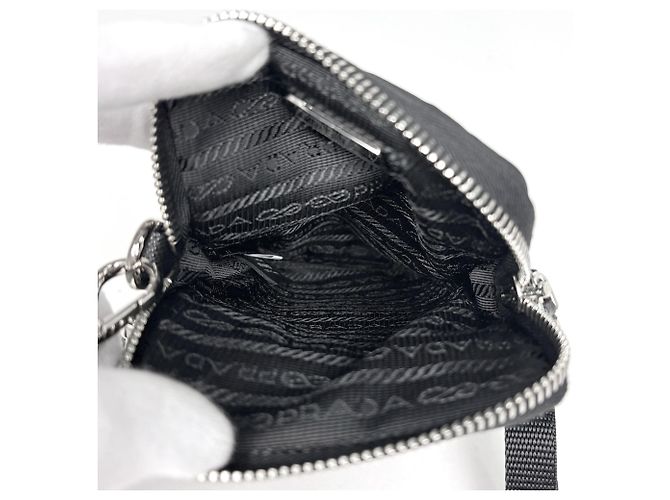 Prada Handy-Wallet-Hülle - Gebrauchtes schwarzes Nylon - Ansicht 6