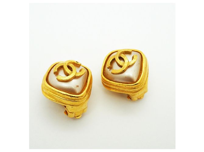 Orecchini a clip Chanel placcati in oro - vista 2