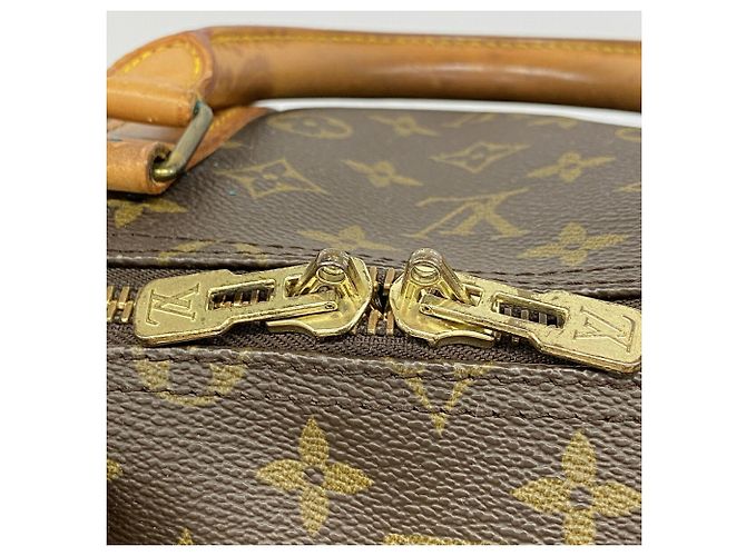 Louis Vuitton Boston Monogram Keepall Bandoulière 55 - vista 10