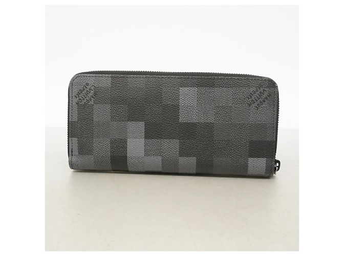 Louis Vuitton Damouflage Zippy Wallet - view 6