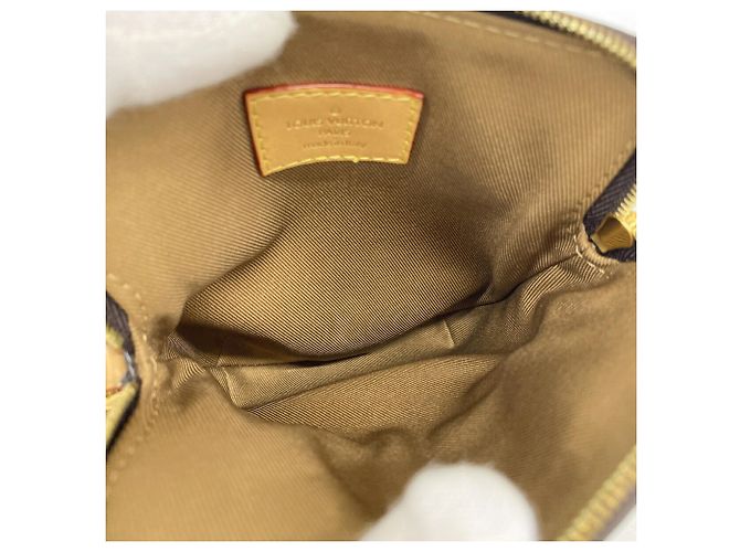 Bolso de hombro Louis Vuitton Monogram Utility - vista 4