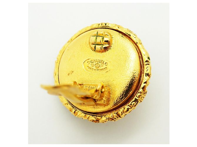 Orecchini a clip Chanel Coco Mark Circle Lava Motif - vista 4