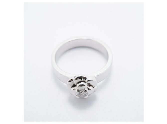 Anello Chanel Camélia in oro bianco 18K - vista 3
