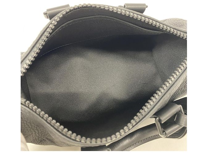 Borsa a tracolla Louis Vuitton Monogram Taurillon - vista 4
