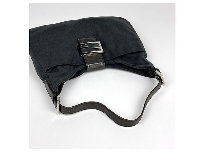 Borsa a spalla Fendi in tessuto nero - vista 6