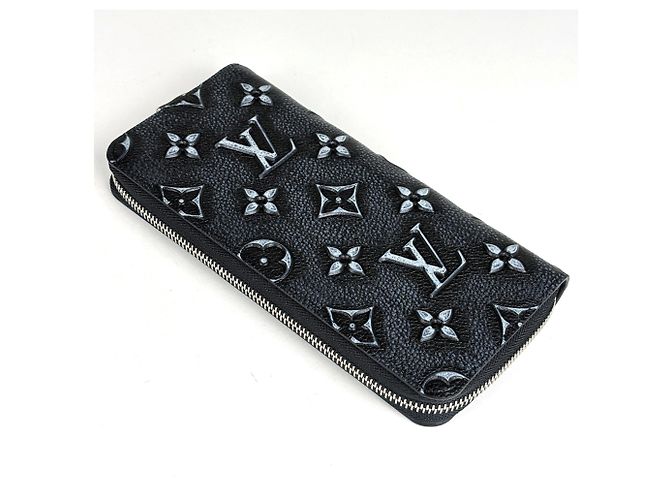 Louis Vuitton Monogram Long Wallet - view 2