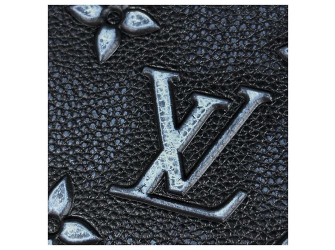 Louis Vuitton Monogram Long Wallet - view 4