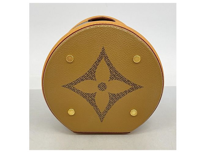 Borsa beauty Louis Vuitton Monogram Giant Reverse Cannes - vista 3