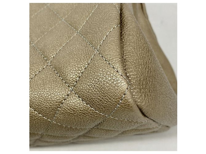Borsa a tracolla Chanel Matelassé con catena - vista 6