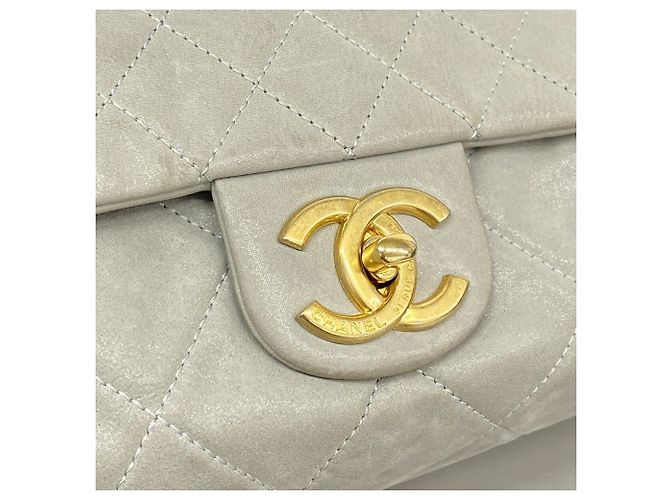 Borsa a tracolla Chanel in pelle Matelassé Grigia - vista 10