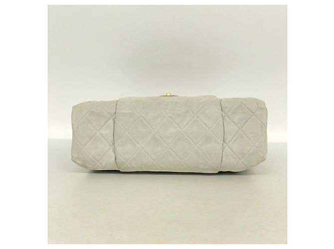 Borsa a tracolla Chanel in pelle Matelassé Grigia - vista 3