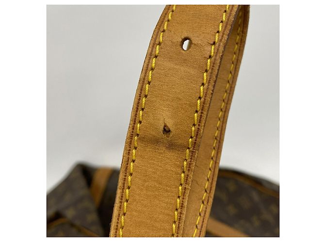 Louis Vuitton Boston Monogram Keepall Bandoulière 55 - vista 12