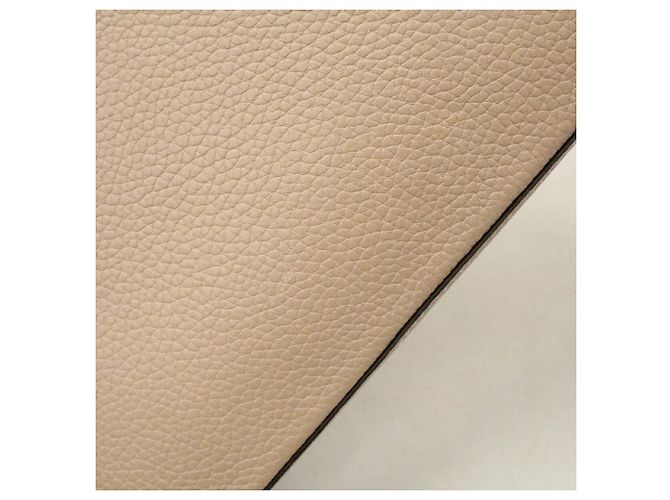 Bolsa Louis Vuitton Capucines BB - vista 11