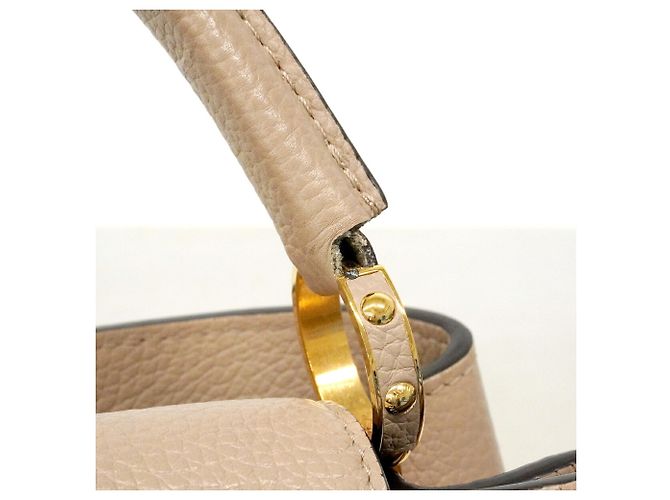 Bolsa Louis Vuitton Capucines BB - vista 9