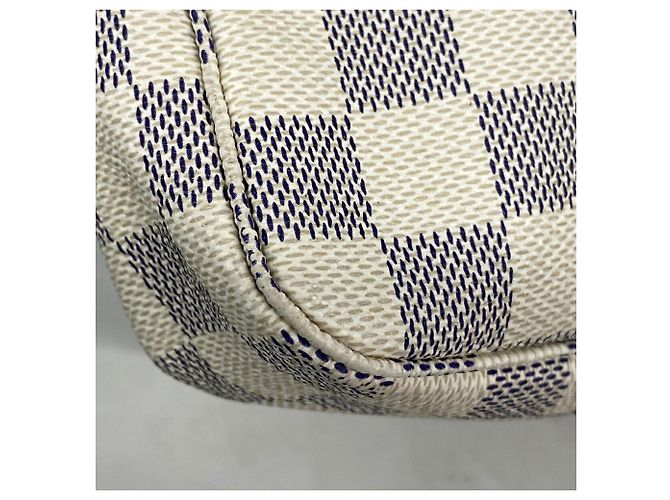 Louis Vuitton Damier Azur Pochette Accessoires - vista 6