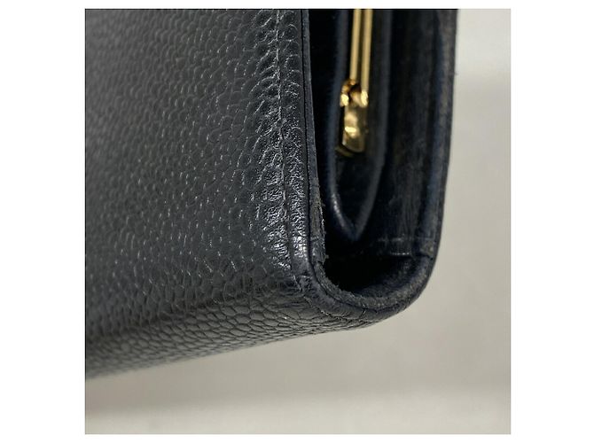 Cartera larga Chanel de piel de becerro granulada negra - vista 5
