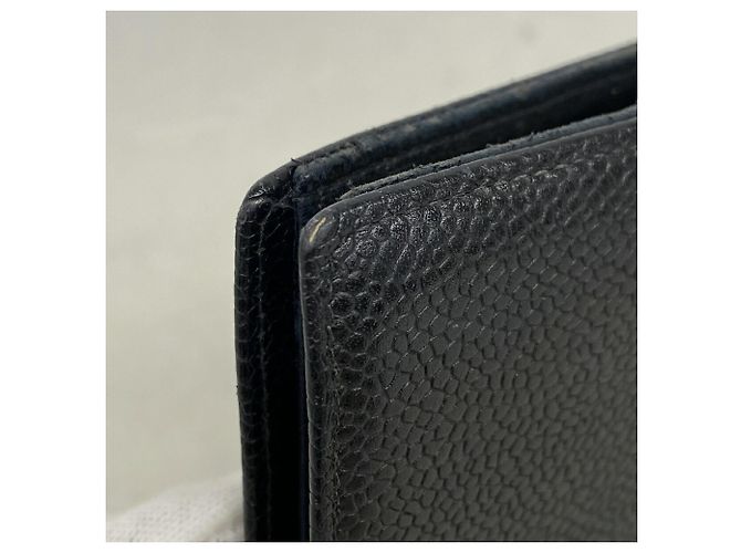 Cartera larga Chanel de piel de becerro granulada negra - vista 6