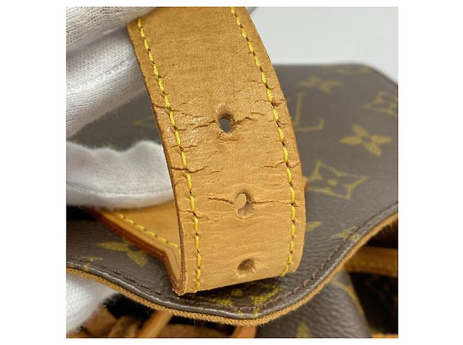 Mochila Louis Vuitton Monogram Montsouris GM - vista 8