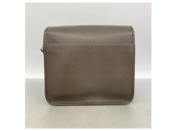 Borsa a tracolla Louis Vuitton Taiga Andrei - vista 10
