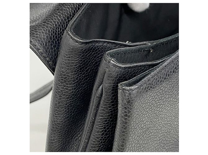Chanel Triple Coco Rucksack aus Kaviarleder - Ansicht 11