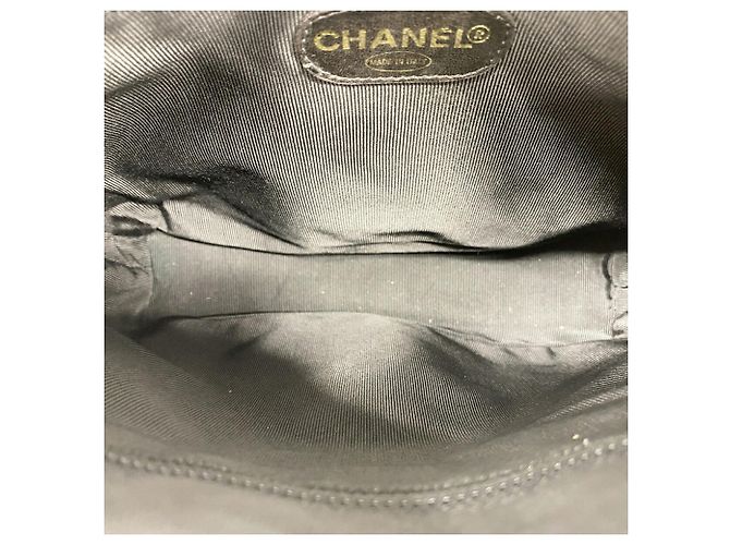 Chanel Triple Coco Rucksack aus Kaviarleder - Ansicht 4