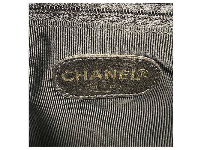 Chanel Triple Coco Rucksack aus Kaviarleder - Ansicht 5