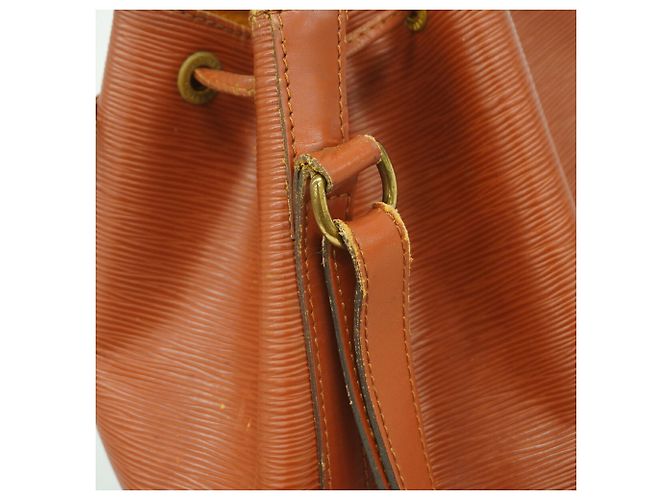 Borsa a spalla Louis Vuitton Epi Noe - vista 12