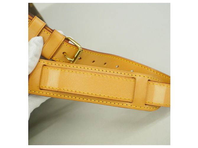 Louis Vuitton Monogram Keepall Bandoulière 55 - vista 13