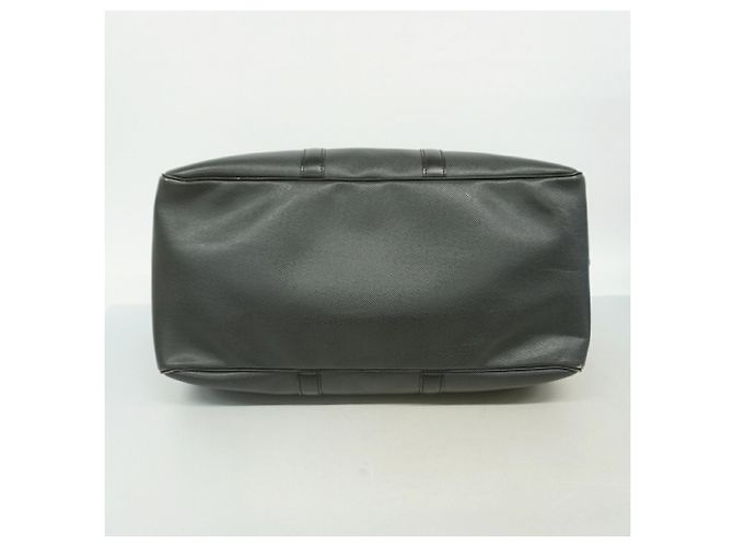 Borsa Boston Louis Vuitton Taiga Kendall PM - vista 3