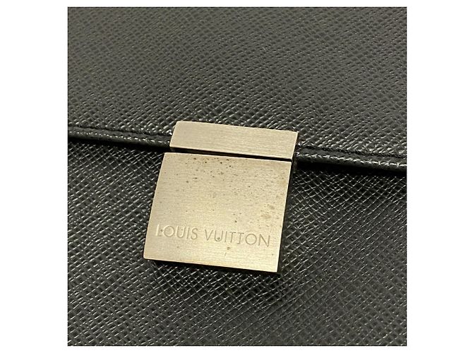 Borsetta Louis Vuitton Taiga in Ardoise - vista 6