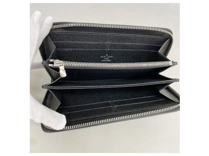 Louis Vuitton Epi Zippy Wallet M60072 Noir - vista 3