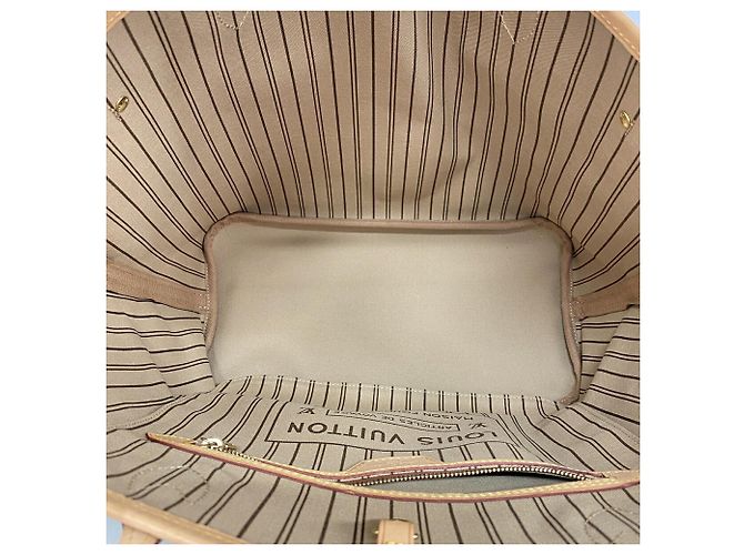 Bolso Tote Louis Vuitton Monogram Neverfull MM - vista 4