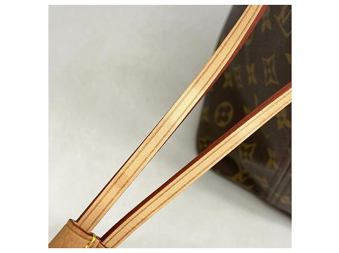Bolso Tote Louis Vuitton Monogram Neverfull MM - vista 9